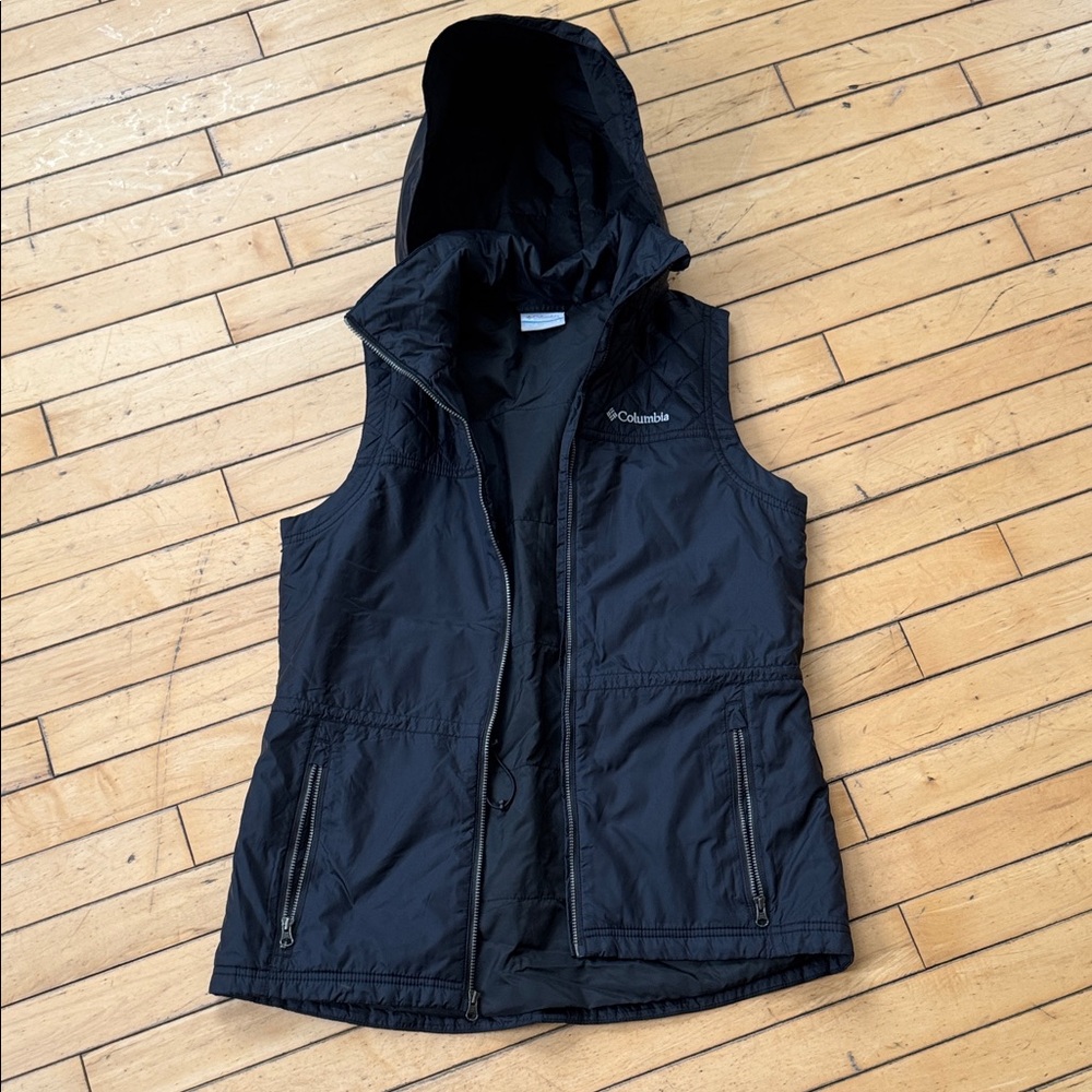Columbia Dark Hooded Vest